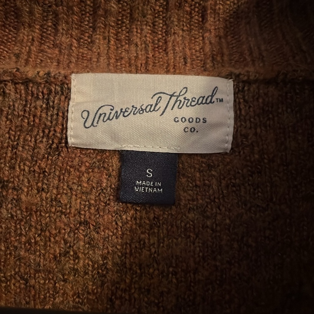 Universal Thread Womens sweater - Picture 3 of 4